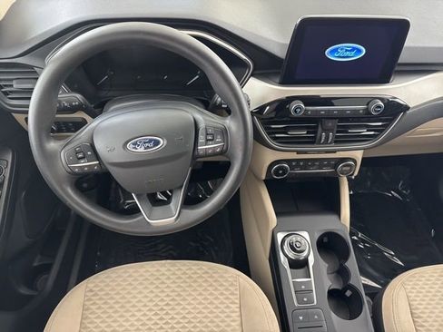 Used 2020 Ford Escape SE FWD image 24