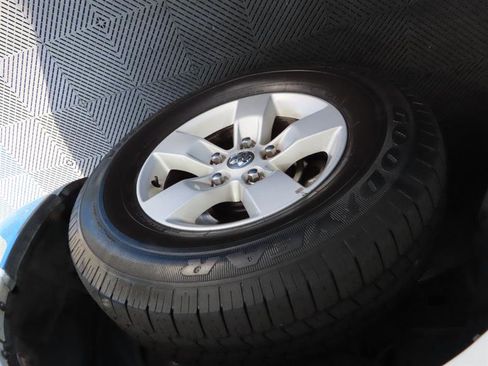 Used 2023 RAM 1500 Classic SLT w/ Trailer & Traction Group AWD/4WD image 9