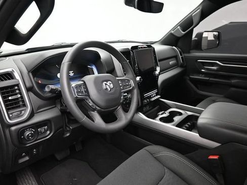 Used 2025 RAM 1500 Big Horn AWD/4WD image 12