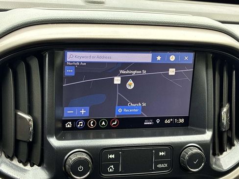 Used 2019 Chevrolet Colorado Z71 AWD/4WD image 32