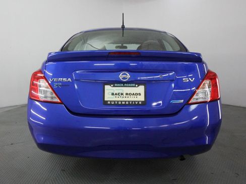 Used 2013 Nissan Versa SV w/ Convenience Pkg FWD image 8