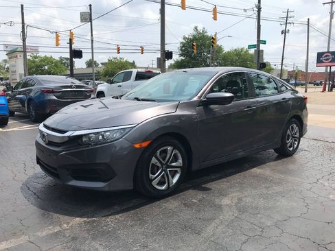 Used 2018 Honda Civic LX image 4