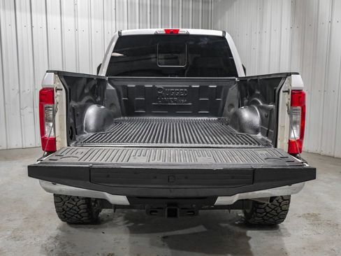 Used 2019 Ford F250 Lariat w/ Lariat Value Package image 59