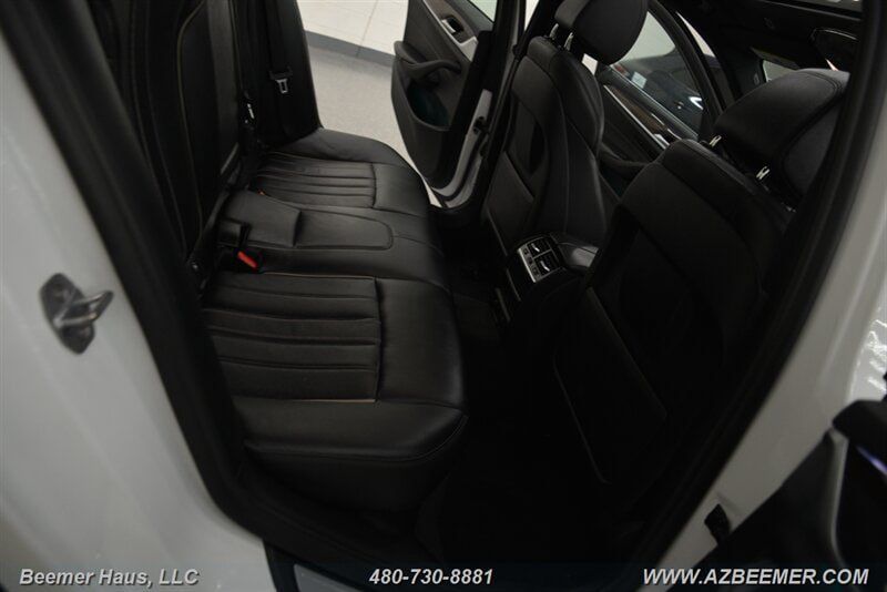 Used 2018 BMW 530e RWD image 28