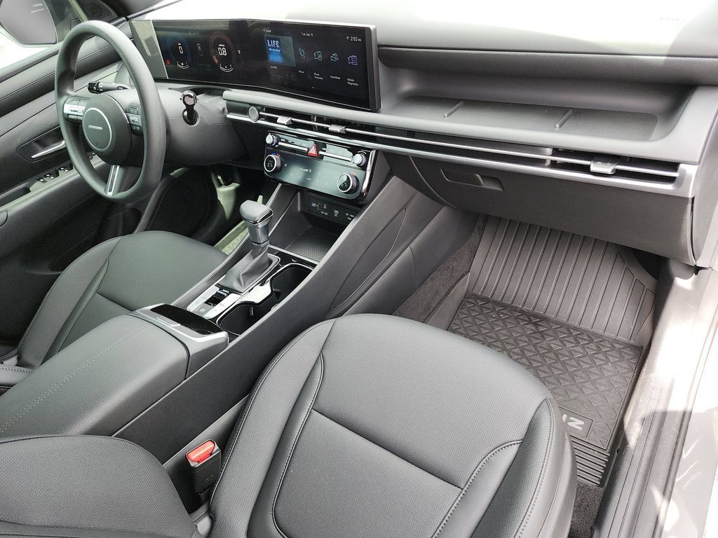 New 2026 Hyundai Santa Cruz SEL FWD image 17