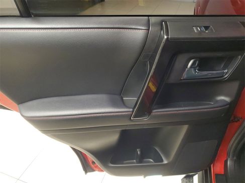 Used 2022 Toyota 4Runner TRD Off-Road Premium image 13