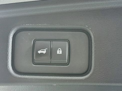 Used 2024 Nissan Pathfinder Platinum w/ Cargo Package AWD/4WD image 32