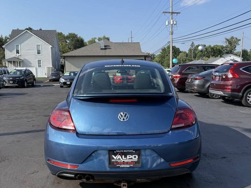 Used 2018 Volkswagen Beetle 2.0T S FWD image 9