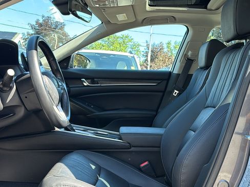 Used 2021 Honda Accord EX-L image 12