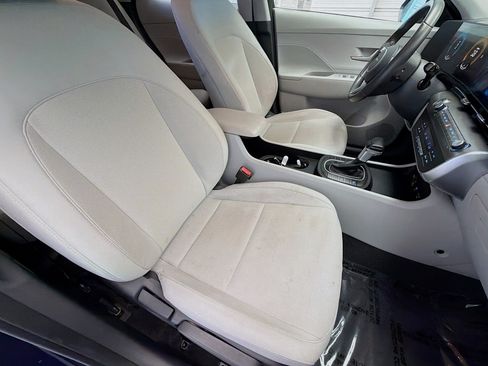 Used 2024 Hyundai Kona SEL FWD image 15