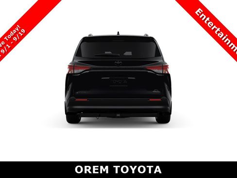 New 2026 Toyota Sienna XLE Woodland Edition AWD/4WD image 8