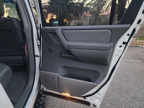 Used 2004 Nissan Armada SE Off-Road w/ (Tow) Tow Pkg image 17