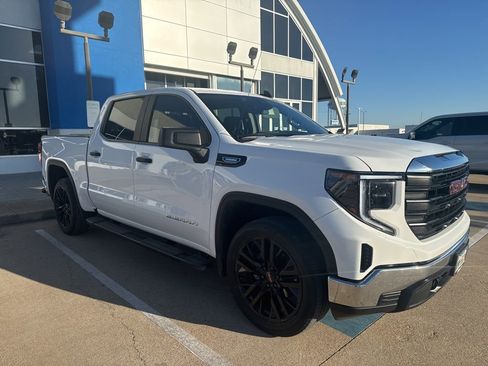 Used 2025 GMC Sierra 1500 Pro w/ Pro Value Package image 3