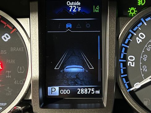Used 2023 Toyota Tacoma SR5 w/ Technology Package AWD/4WD image 38
