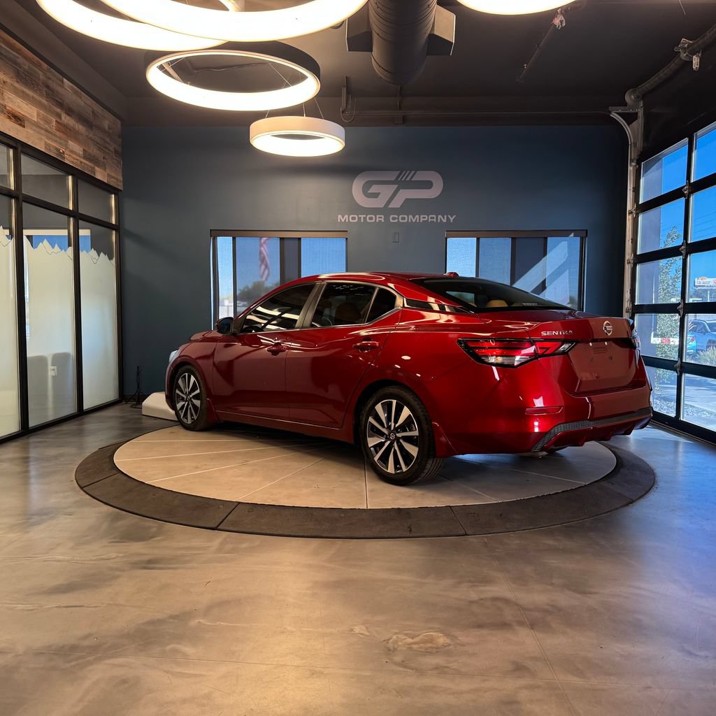 Used 2020 Nissan Sentra SV w/ SV Premium Package FWD image 5