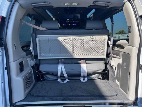 New 2025 GMC Savana 2500 w/ Driver Convenience Package image 18