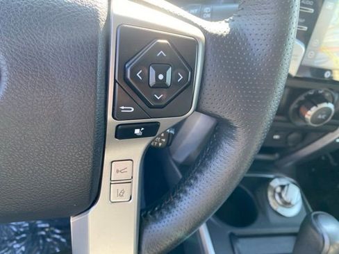 Used 2024 Toyota 4Runner SR5 Premium image 23