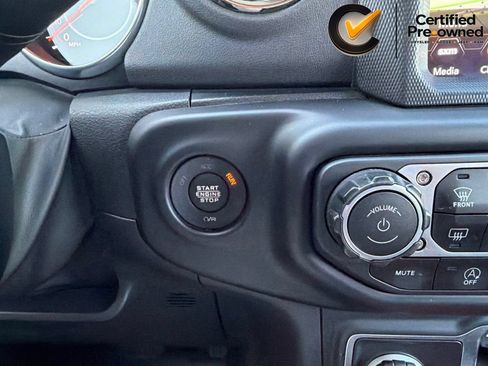 Used 2022 Jeep Gladiator Overland AWD/4WD image 71