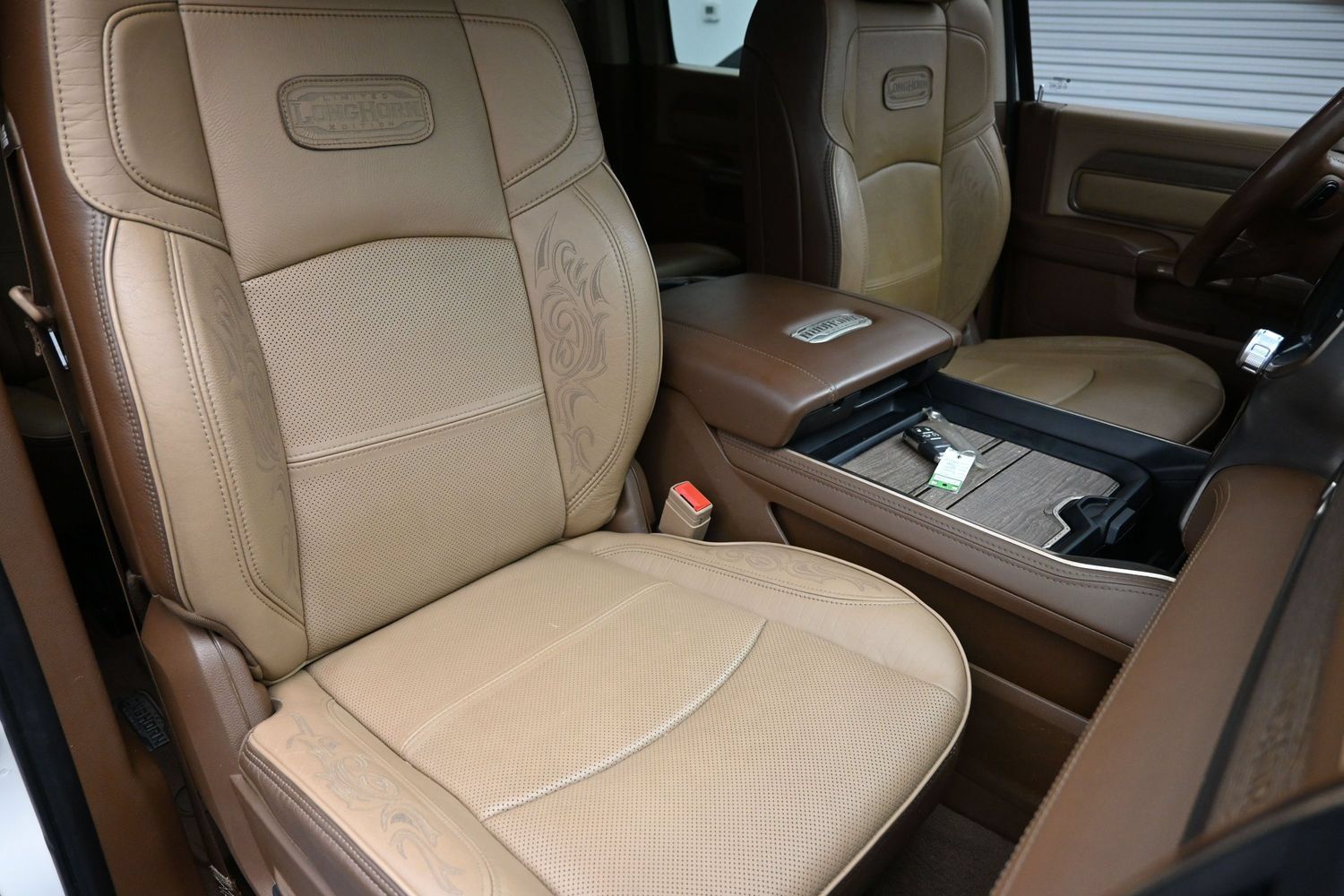 Used 2022 RAM 3500 Limited AWD/4WD image 41