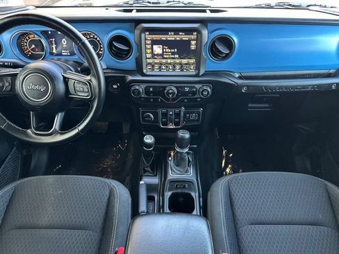 Used 2021 Jeep Wrangler Unlimited Sport AWD/4WD image 10