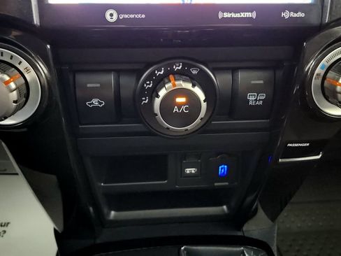 Certified 2023 Toyota 4Runner TRD Off-Road Premium w/ Moonroof Package AWD/4WD image 30