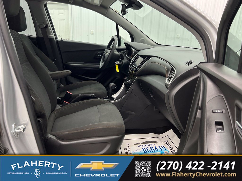 Used 2020 Chevrolet Trax LS w/ Tint and Cruise Package FWD image 15