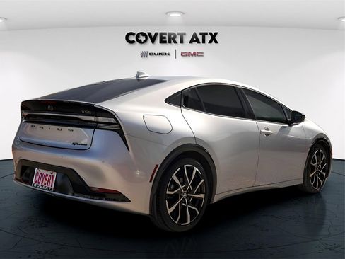 Used 2024 Toyota Prius Prime image 5