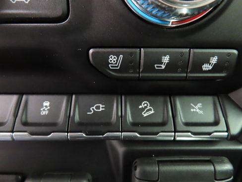 Used 2021 GMC Sierra 2500 Denali w/ Denali Black Diamond Edition image 71