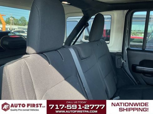 Used 2019 Jeep Wrangler Unlimited Sport S AWD/4WD image 16