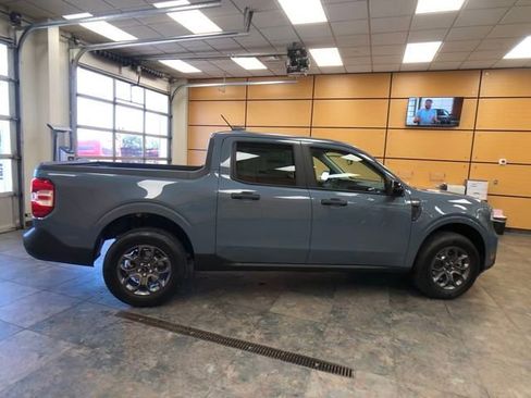 New 2025 Ford Maverick XLT w/ XLT Luxury Package image 8