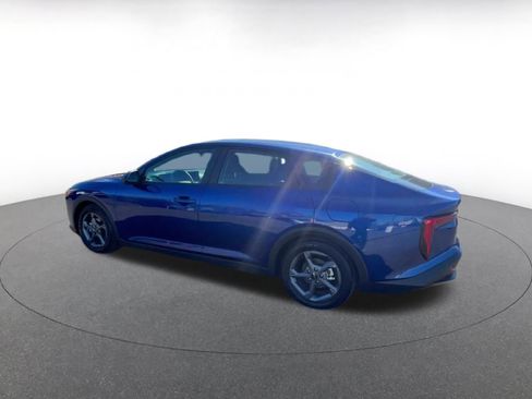 Used 2025 Kia K4 LXS image 10