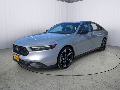 Certified 2025 Honda Accord Sport image 6