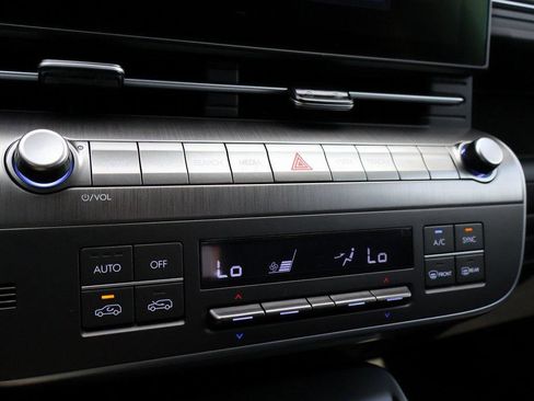 New 2026 Hyundai Kona SEL Premium image 36