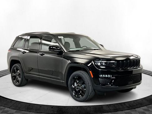 New 2025 Jeep Grand Cherokee Limited w/ Black Appearance Package AWD/4WD image 7