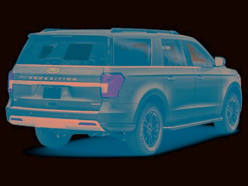 Certified 2022 Ford Expedition Max XLT RWD image 2