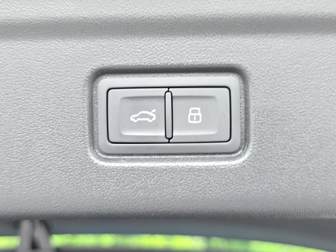 New 2025 Audi S6 e-tron Prestige image 13