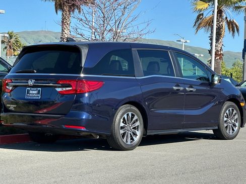 Used 2024 Honda Odyssey EX-L image 4