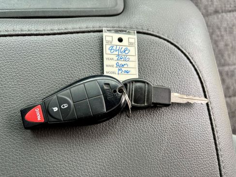 Used 2016 RAM 1500 Big Horn image 30