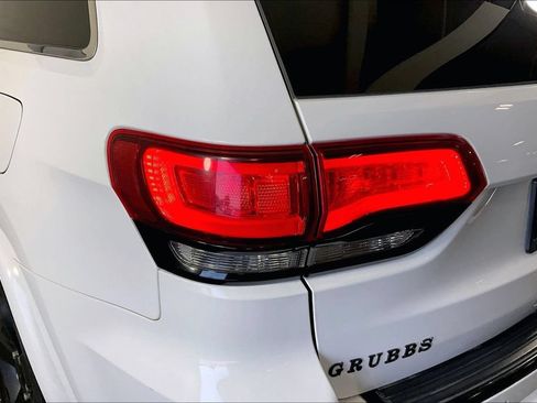 Used 2015 Jeep Grand Cherokee Altitude RWD image 36