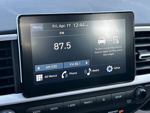 New 2026 Hyundai Venue SEL FWD image 23