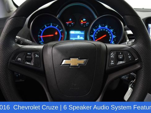 Used 2016 Chevrolet Cruze LT FWD image 11