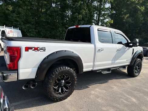 Used 2019 Ford F350 Lariat w/ Lariat Ultimate Package AWD/4WD image 2