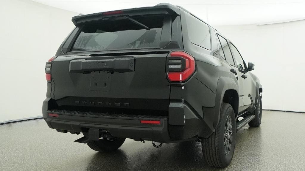 New 2026 Toyota 4Runner SR5 AWD/4WD image 34