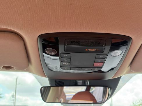 New 2026 Kia Carnival EX FWD image 19