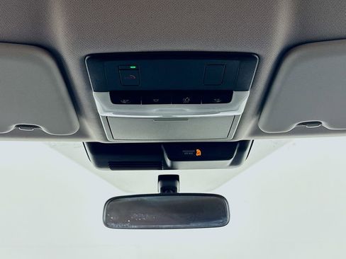 Used 2024 Mitsubishi Outlander SE image 22