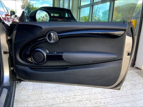 Used 2019 MINI Cooper Convertible FWD image 23