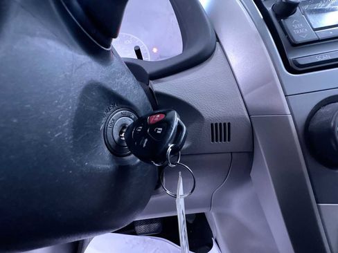 Used 2012 Toyota Corolla LE image 17