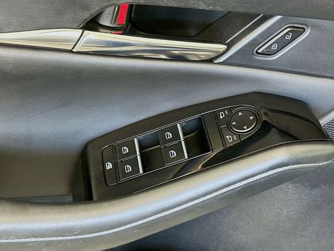 Used 2023 MAZDA CX-30 AWD 2.5 S w/ Preferred Package image 18