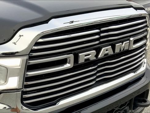 Used 2024 RAM 5500 Laramie image 26