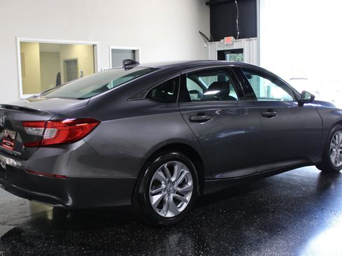 Used 2019 Honda Accord LX image 3